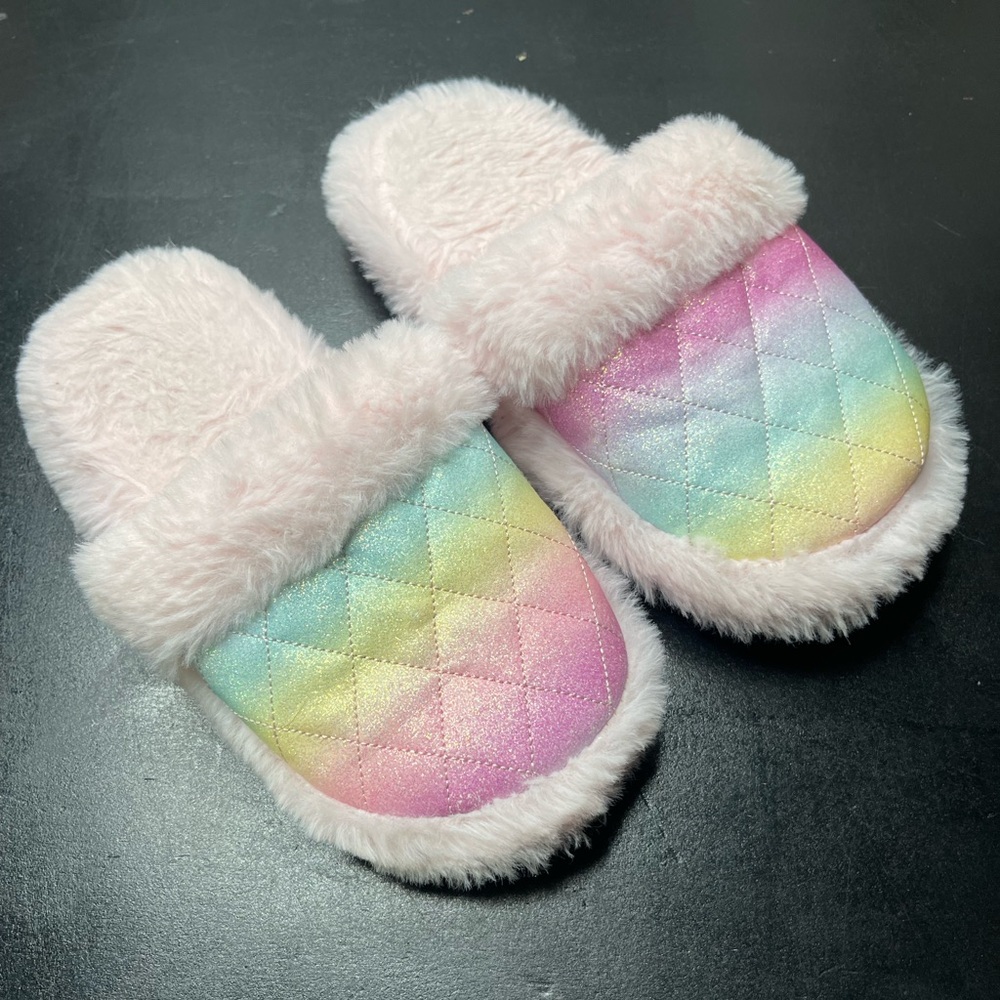 💕Bundle 3 of $20 Kids Rainbow Quilted Slippers with Faux Fur 13-1